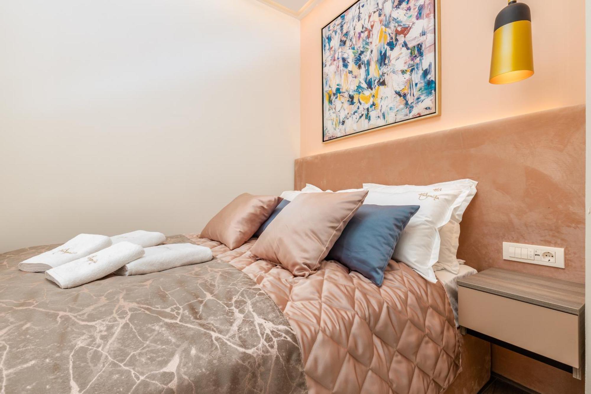 Hotel Vila Hedonija Herceg Novi Cameră foto