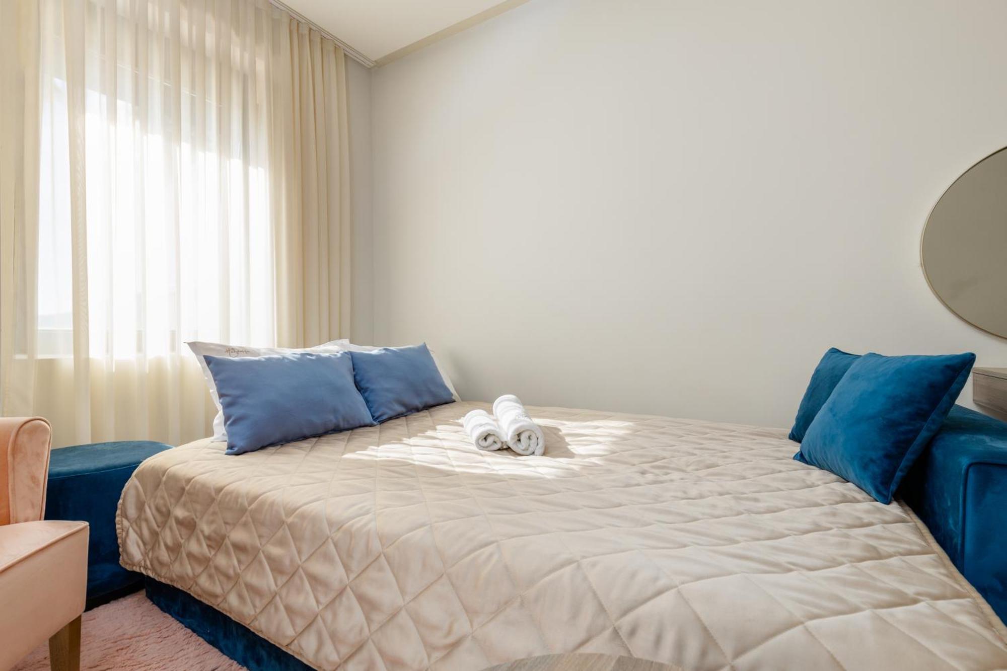 Hotel Vila Hedonija Herceg Novi Cameră foto
